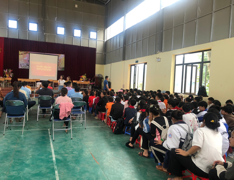 TUYÊN TRUYỀN TÂM LÍ HỌC ĐƯỜNG:“NÉT ĐẸP VĂN HÓA HỌC ĐƯỜNG TRONG TRANG PHỤC HỌC SINH” VÀ KHEN THƯỞNG CHO HỌC SINH, GIÁO VIÊN CÓ THÀNH TÍCH TRONG CUỘC THI KHKT DÀNH CHO HỌC SINH CẤP HUYỆN NĂM HỌC 2023-2024